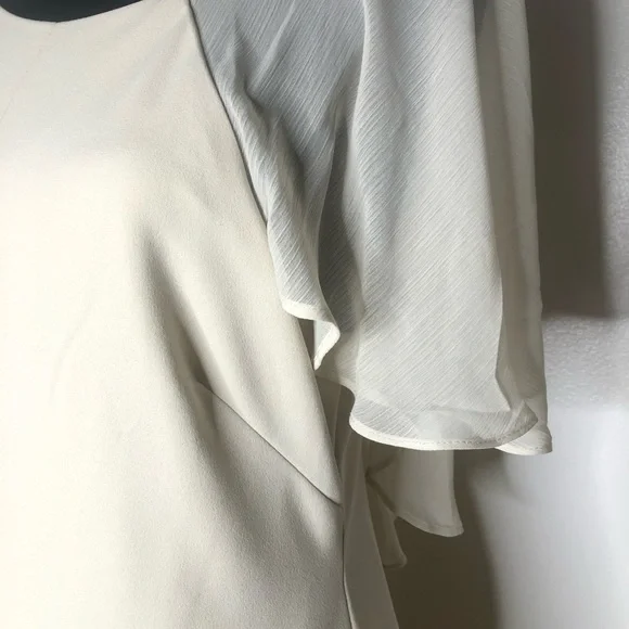 Woman dress - Picture 2 of 6